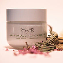Load image into Gallery viewer, Royer Snail Slime Anti-Wrinkle And Restoring Face Cream
