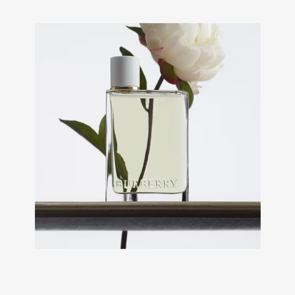 Load image into Gallery viewer, BURBERRY Her Eau de Toilette Mini Spray
