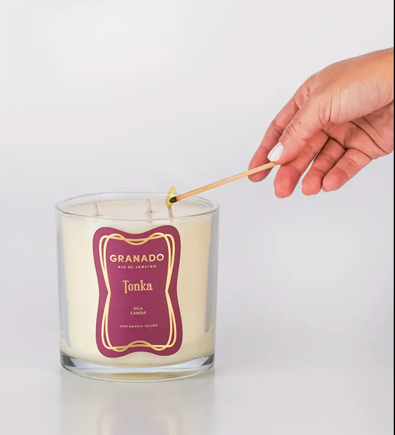 Load image into Gallery viewer, Granado Tonka Scented Candle
