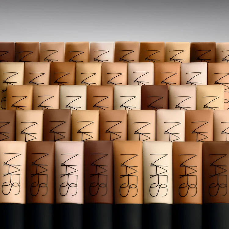 Load image into Gallery viewer, Nars Soft Matte Complete Foundation
