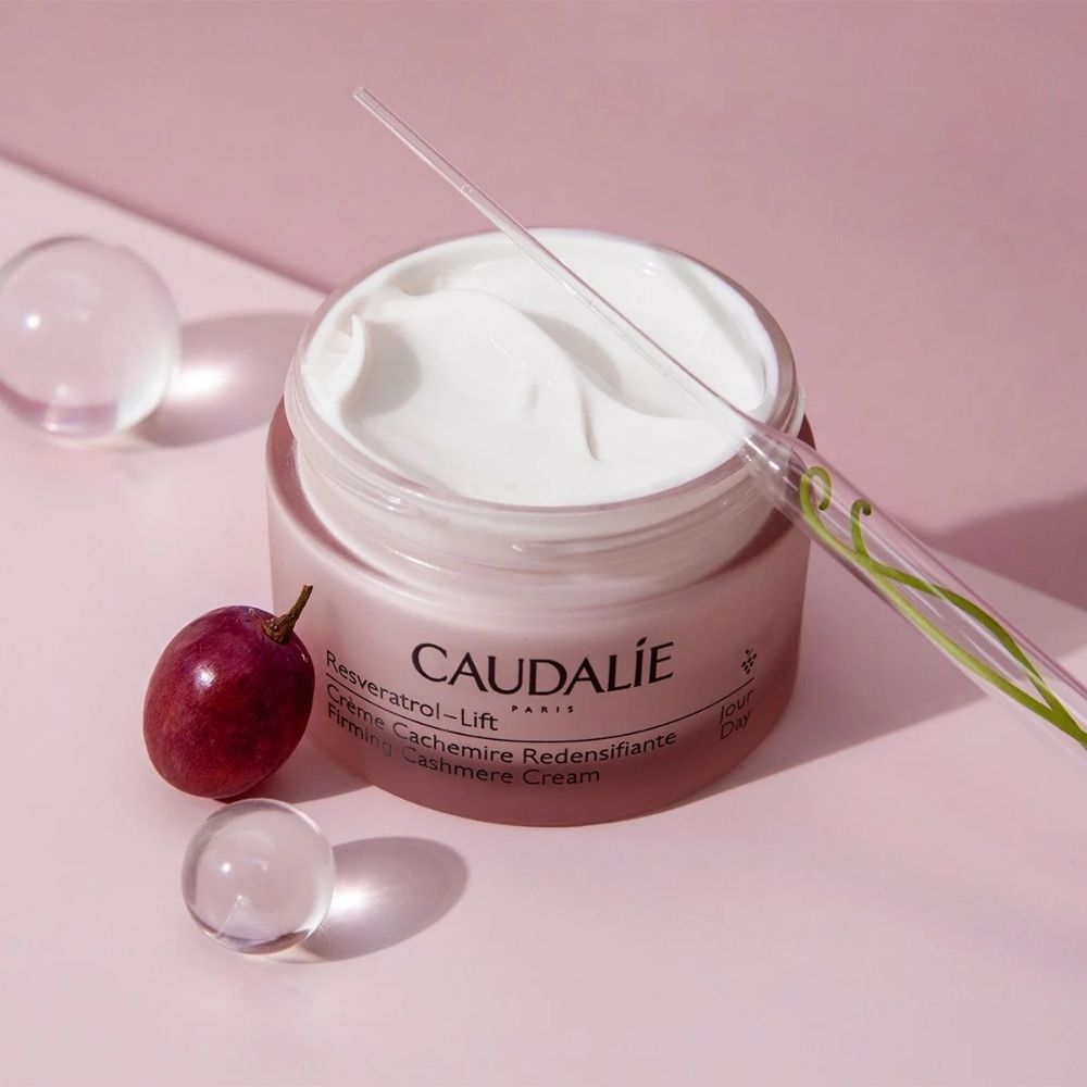 Load image into Gallery viewer, Caudalie Resveratrol-Lift Firming Cashmere Cream
