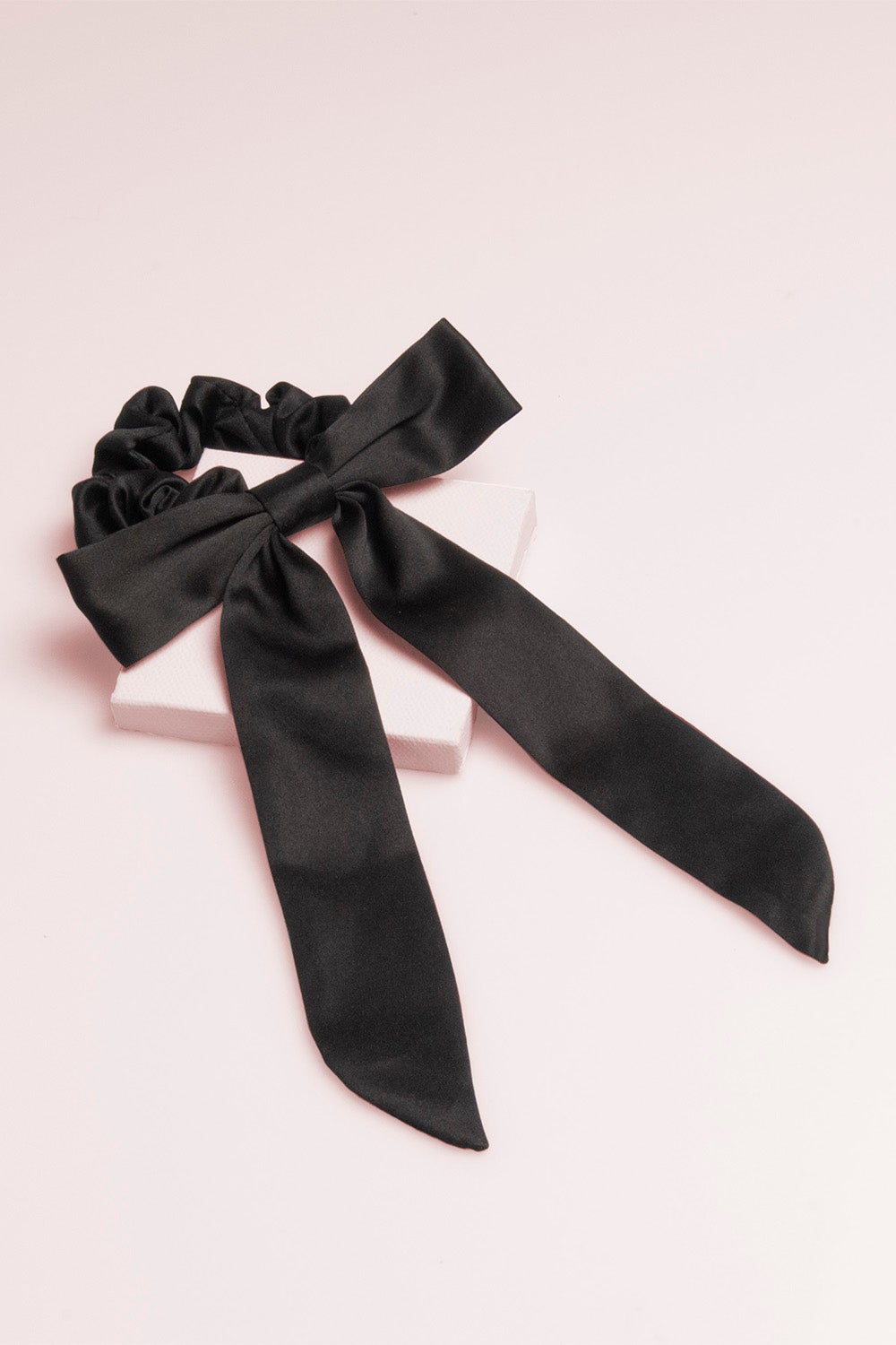 Load image into Gallery viewer, The Hair Edit Black Knotted Ribbon Scrunchie
