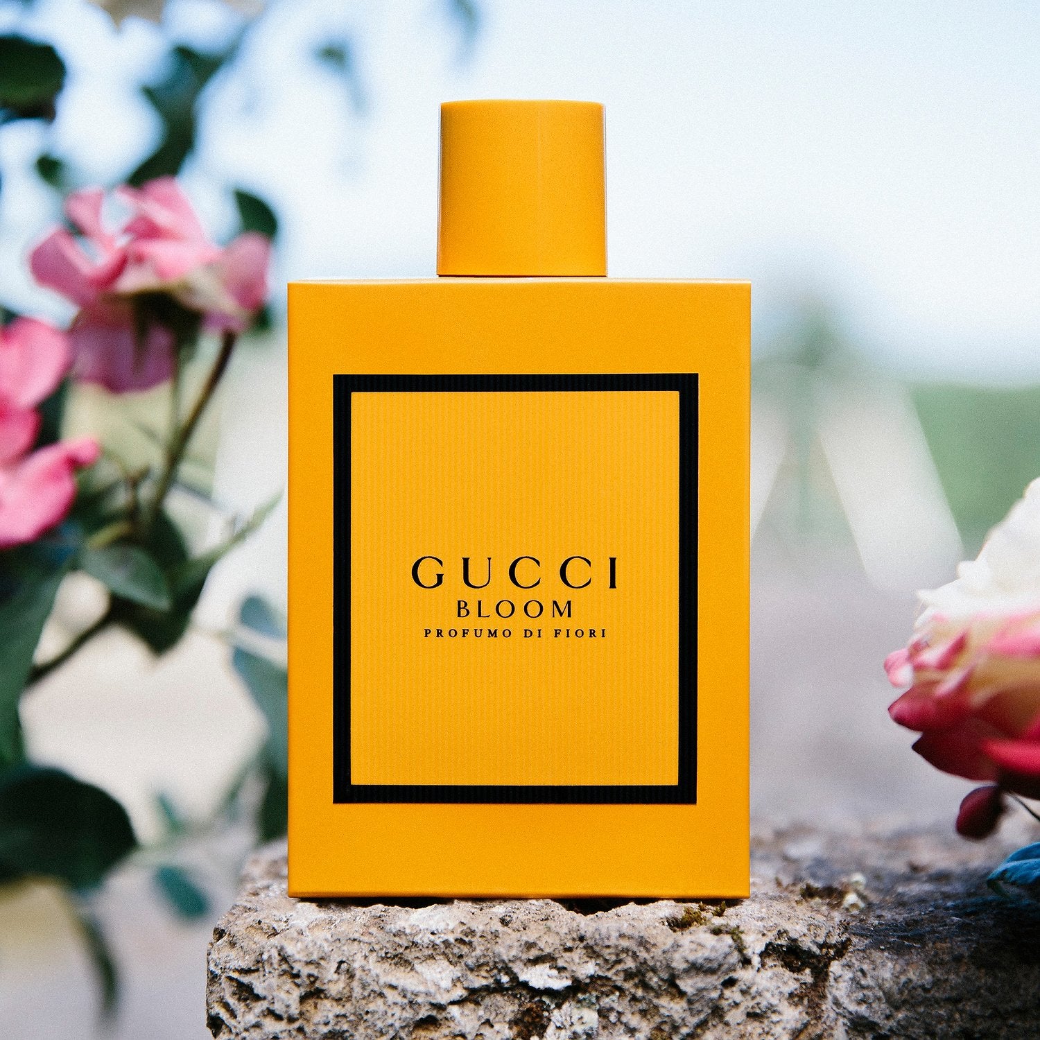 Load image into Gallery viewer, Gucci Bloom Profumo di Fiori Eau de Parfum Rollerball
